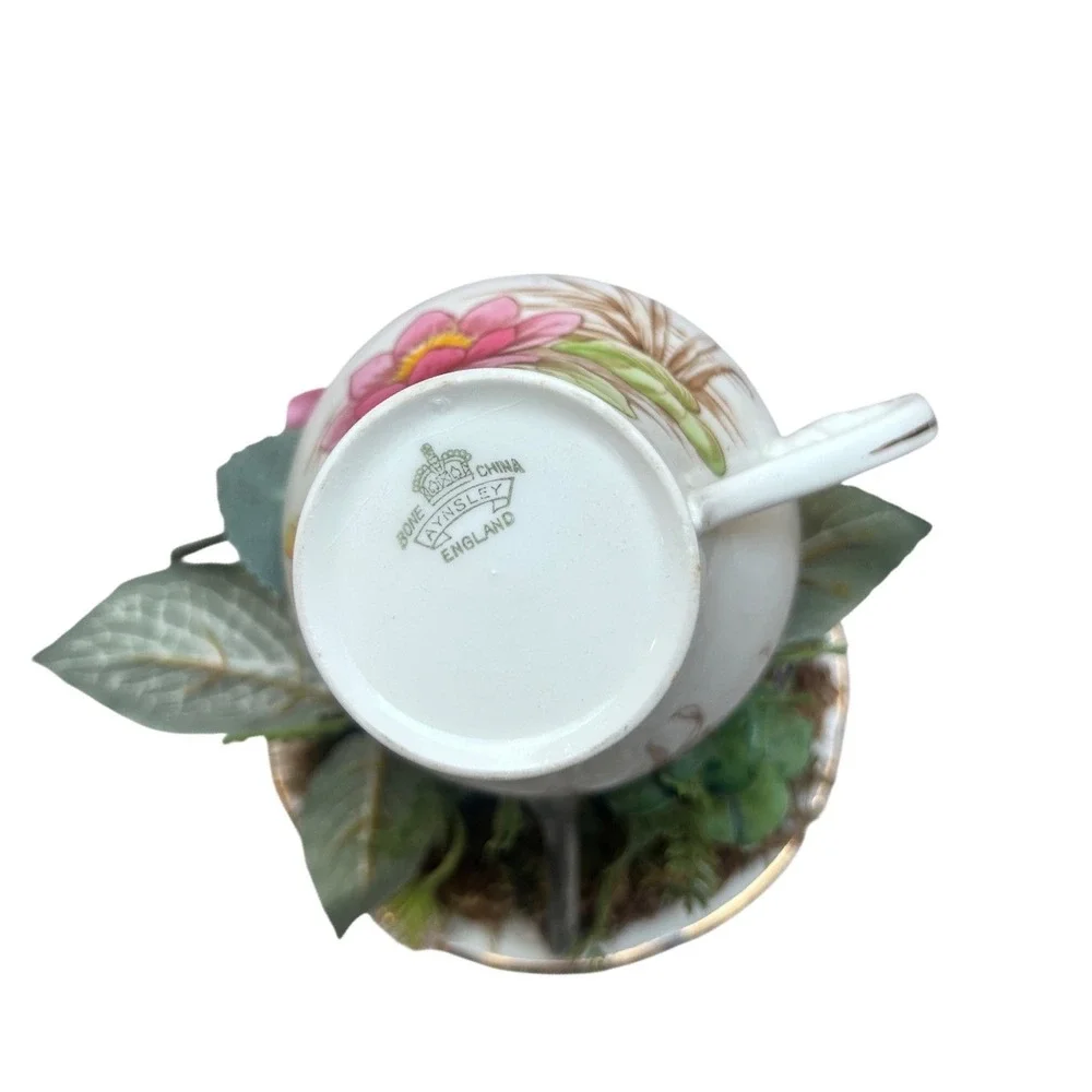 Aynsley handcrafted floating